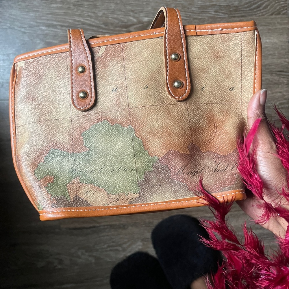 Small Fashion Map Design Purse